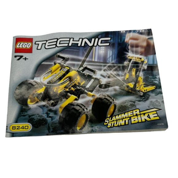 LEGO Technic Slammer Stunt Bike Set 8240  Ages 7+  Complete With Instructions - Picture 5 of 8